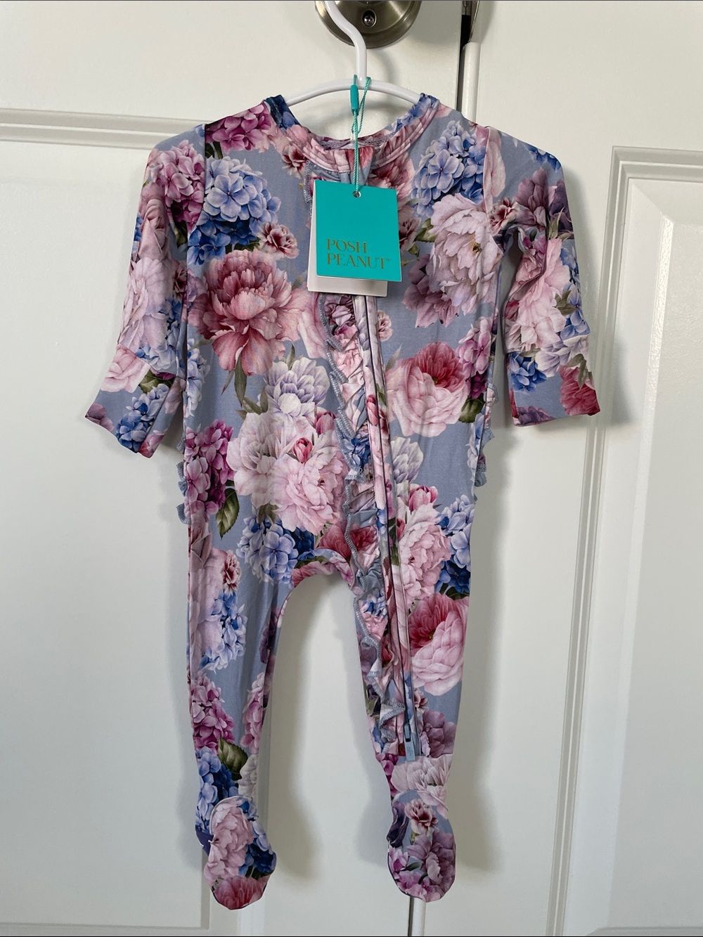 Posh Peanut floral ruffle sleeper size newborn NWT New with tags